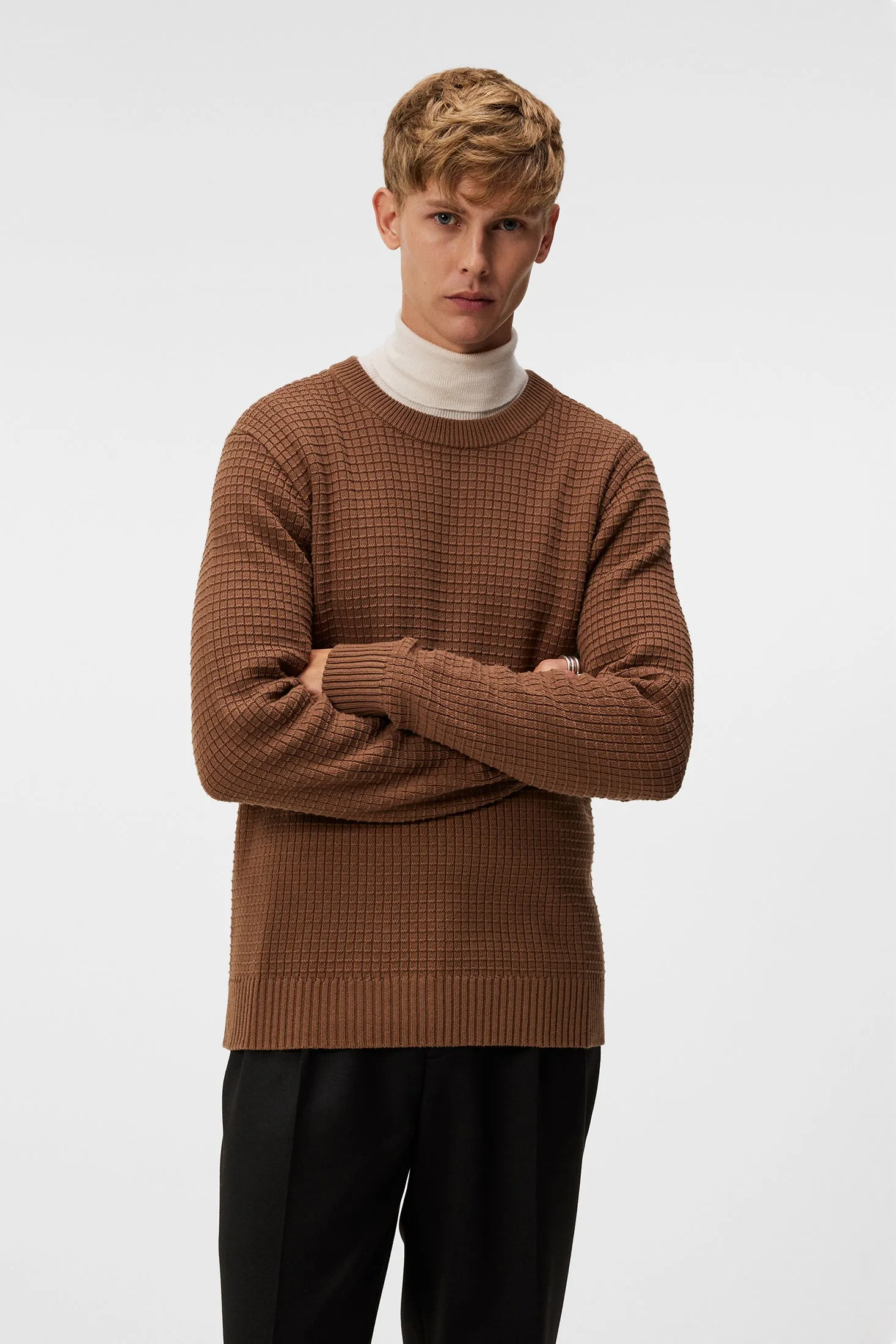 Archer Structure Sweater / Canuto