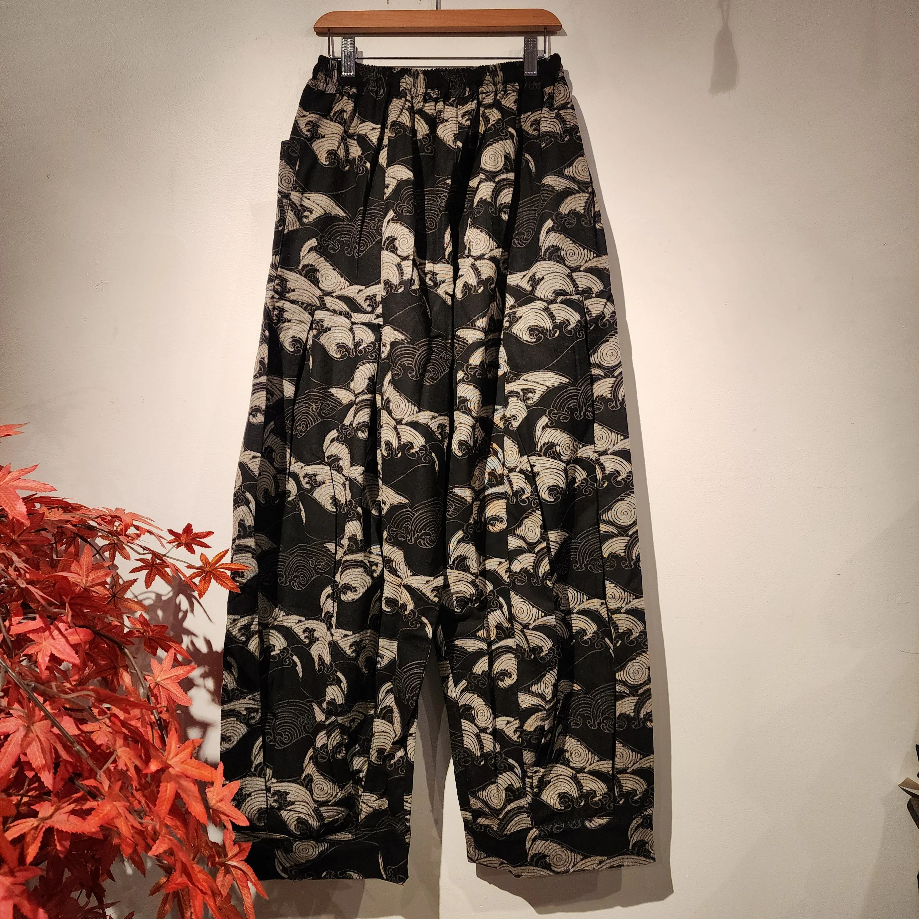 Black Waves Comfy Sweat Pants