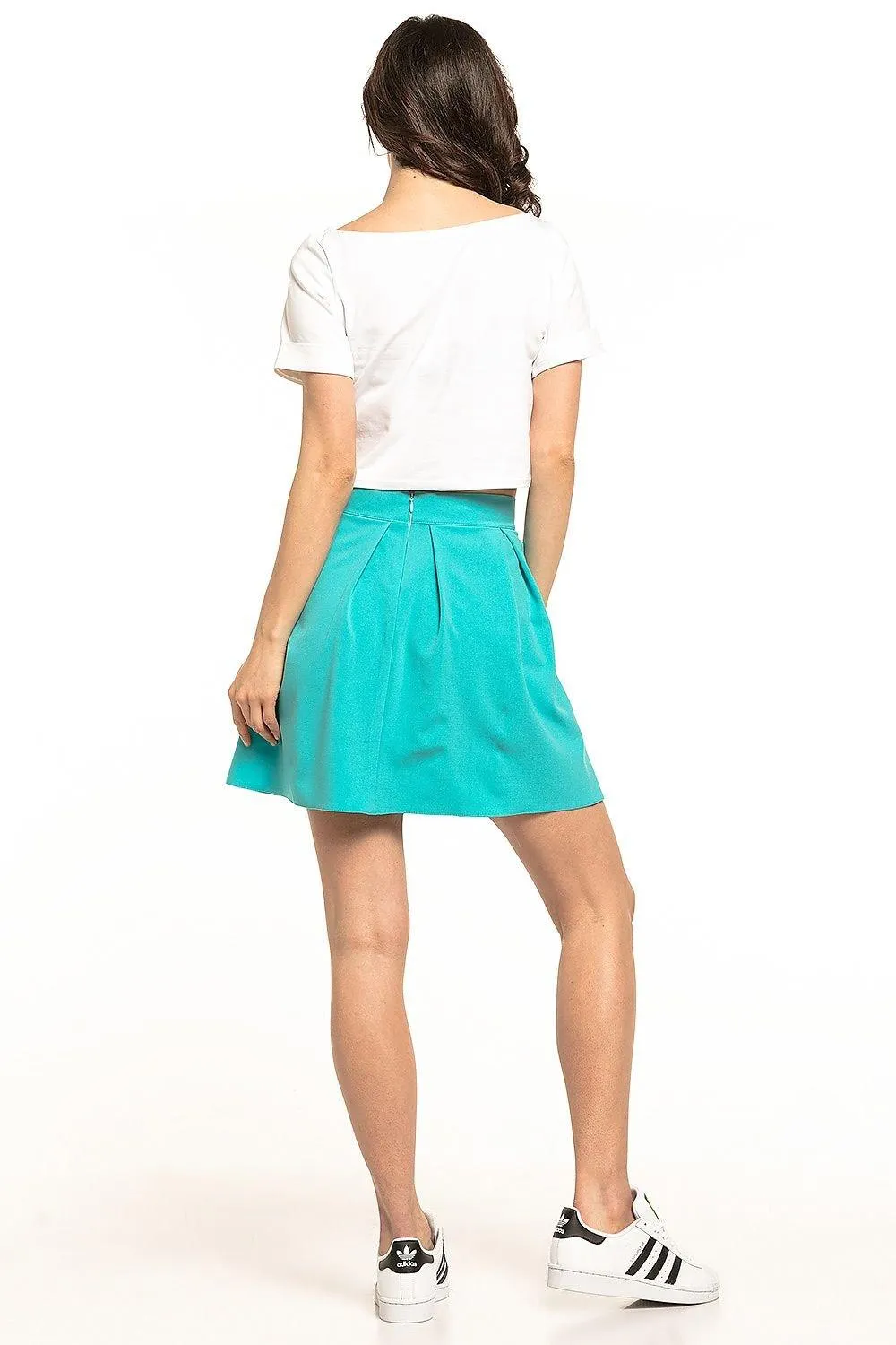 Chic Pleated Mini Skirt - Perfect for Sporty and Casual Looks