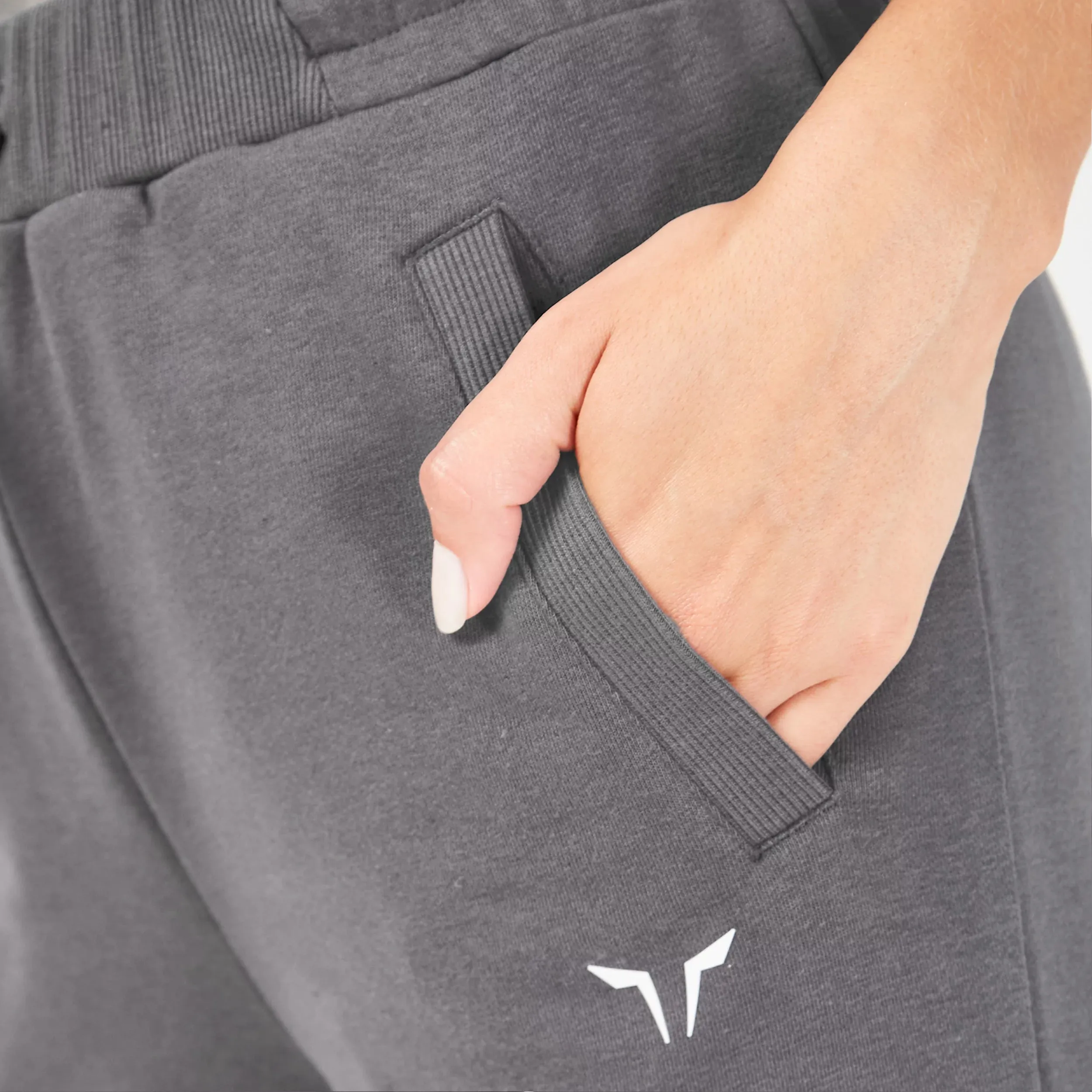 Essential Relaxed Joggers - Asphalt