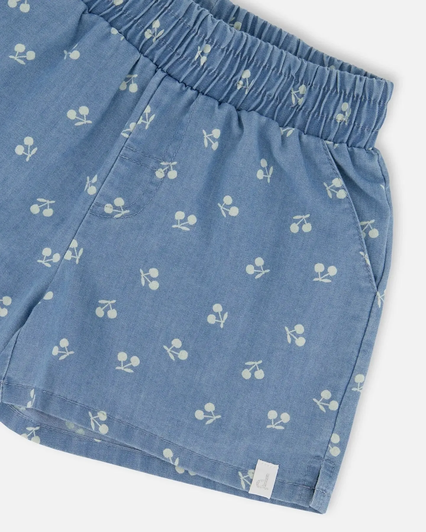 Printed Chambray Short Blue And White Cherries