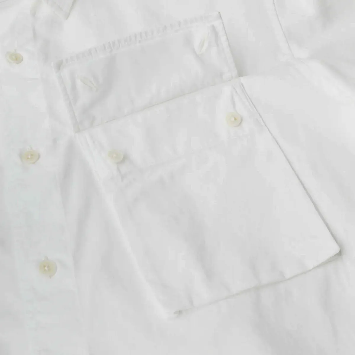 Scale White Short Sleeve Shirt